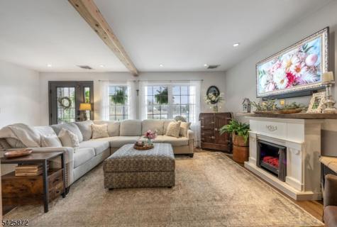 6 Grove Road Jefferson NJ 07438