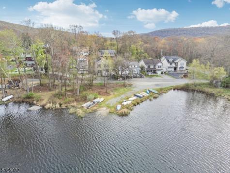 6 Grove Road Jefferson NJ 07438