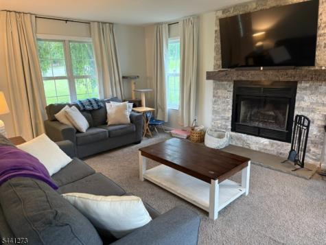 4 Fox Chase Road White NJ 07863