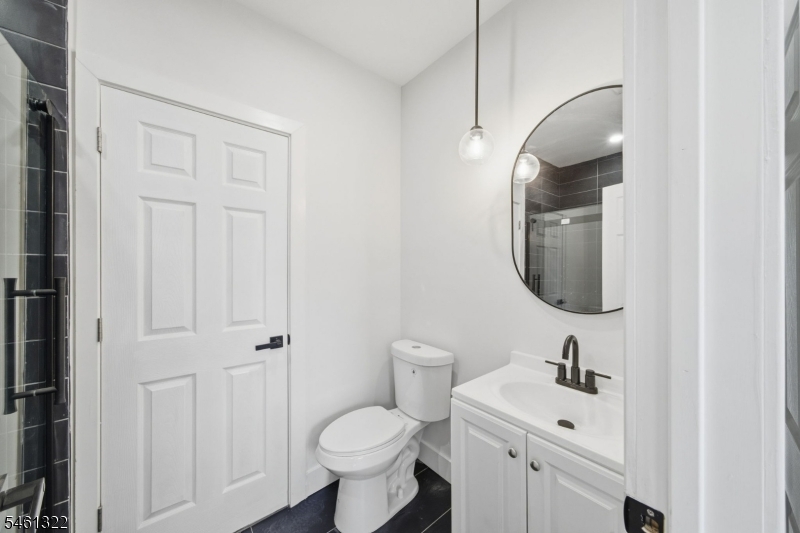 66 Girard Place Newark NJ 07108