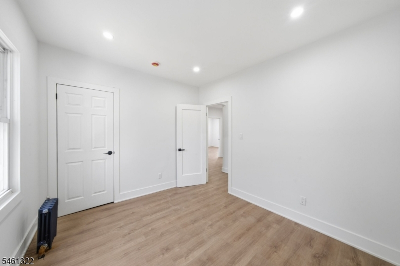 66 Girard Place Newark NJ 07108