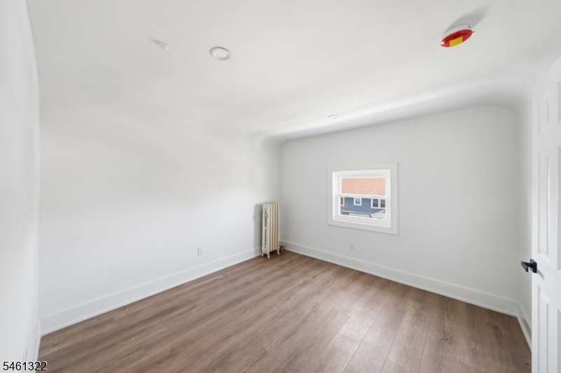 66 Girard Place Newark NJ 07108
