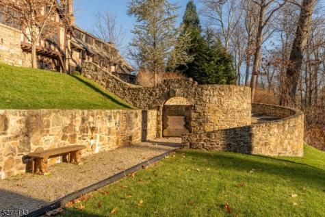 12 Canfield Road Morris NJ 07960
