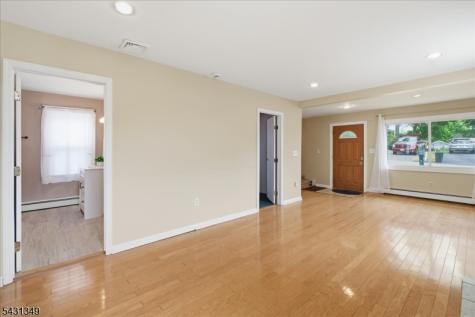 7 Willow Street Mount Arlington NJ 07856