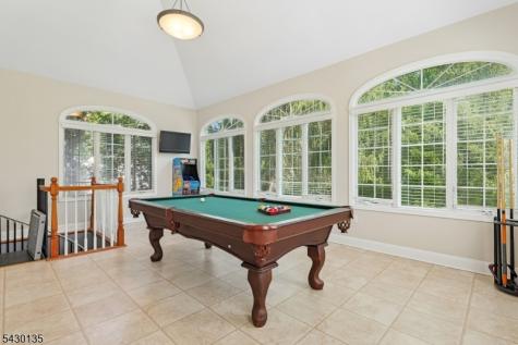 384 Bennetts Lane Franklin NJ 08873