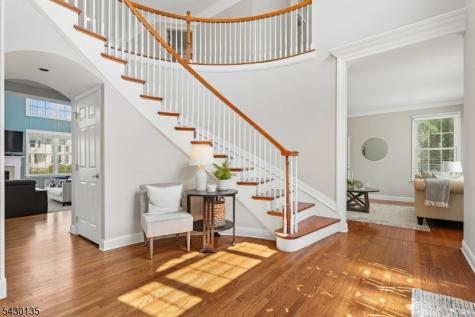 384 Bennetts Lane Franklin NJ 08873