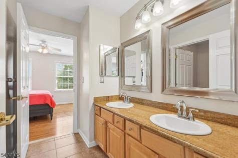 384 Bennetts Lane Franklin NJ 08873