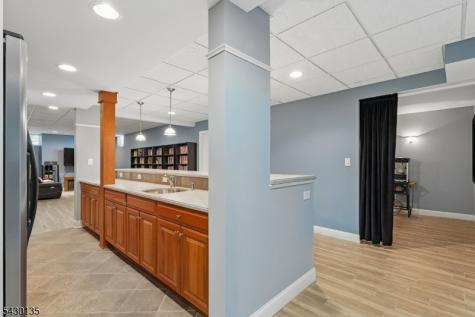 384 Bennetts Lane Franklin NJ 08873