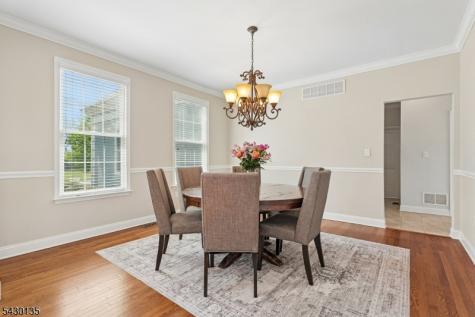 384 Bennetts Lane Franklin NJ 08873