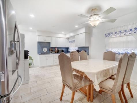 17 Thelma Court Woodbridge NJ 07067