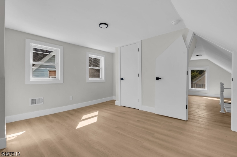 317 Lee Place Plainfield NJ 07063
