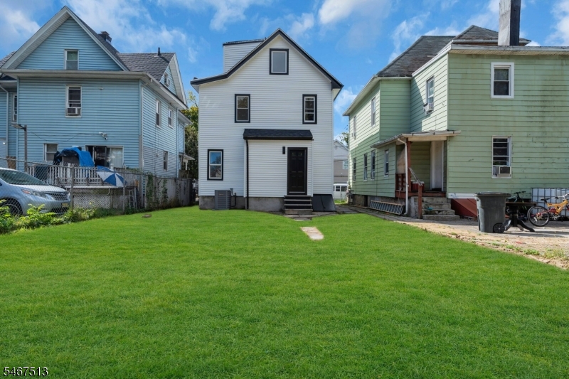 317 Lee Place Plainfield NJ 07063