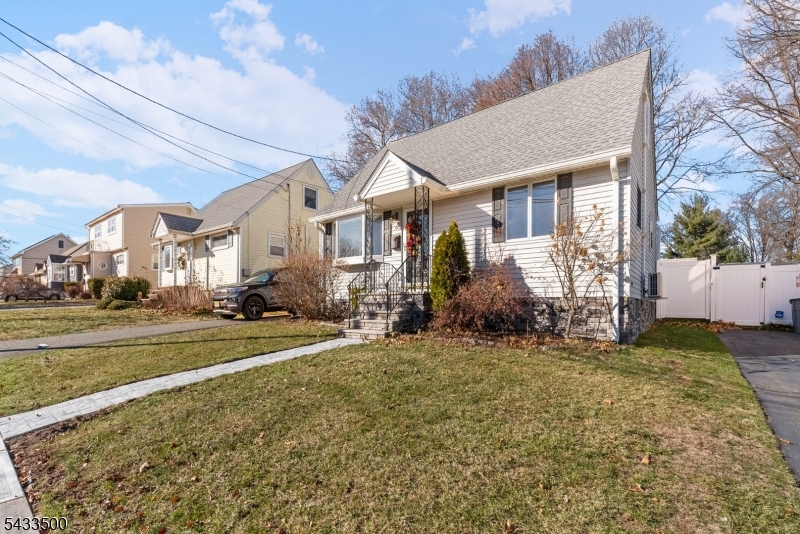 22 Runyon Road Clifton NJ 07013