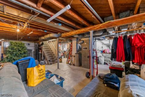 22 Runyon Road Clifton NJ 07013