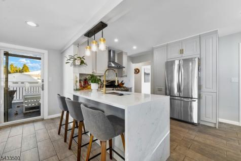 22 Runyon Road Clifton NJ 07013
