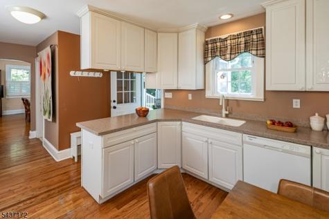 57 Washington Street Rocky Hill NJ 08558