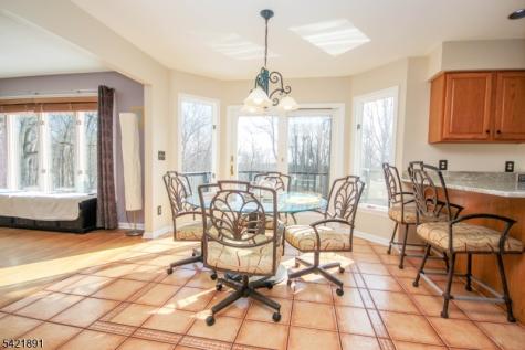 6 Meadow Lake Drive Hardwick NJ 07825