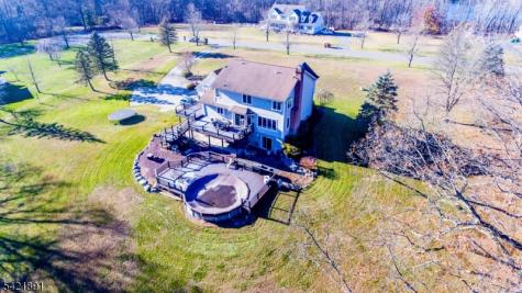 6 Meadow Lake Drive Hardwick NJ 07825