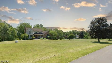 6 Meadow Lake Drive Hardwick NJ 07825