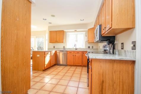 6 Meadow Lake Drive Hardwick NJ 07825