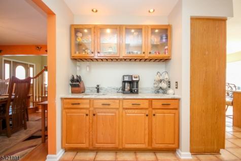 6 Meadow Lake Drive Hardwick NJ 07825