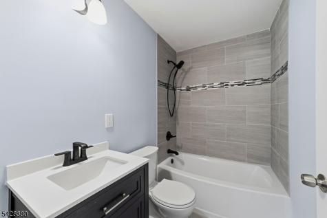 270 Alpine Way Old Bridge NJ 08879