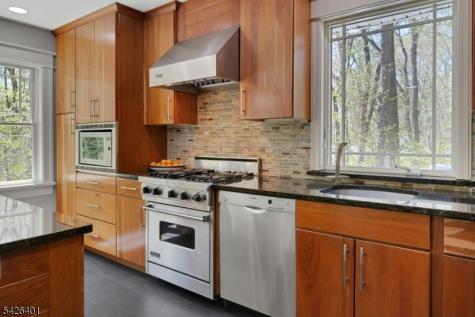 430 Morris Avenue Mountain Lakes NJ 07046