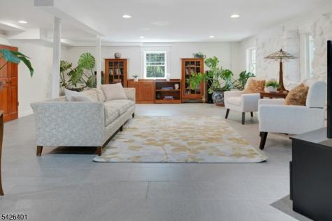 430 Morris Avenue Mountain Lakes NJ 07046