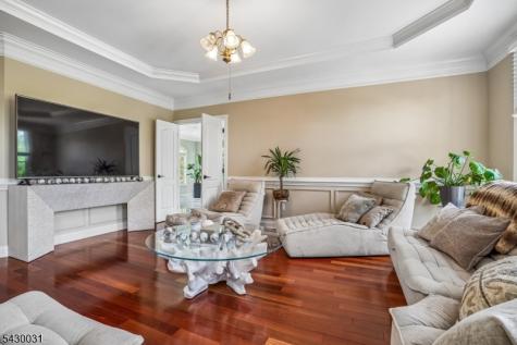 23 Balmoral Drive Alexandria NJ 08867