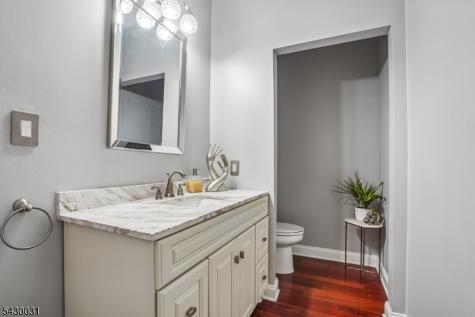 23 Balmoral Drive Alexandria NJ 08867