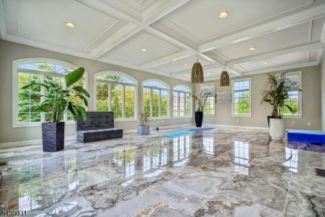 23 Balmoral Drive Alexandria NJ 08867
