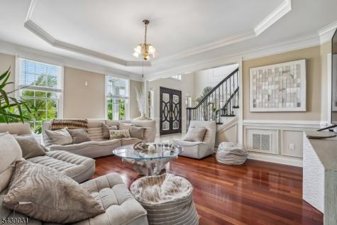 23 Balmoral Drive Alexandria NJ 08867
