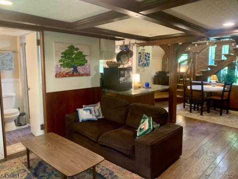4 Pine Tree Lane Chester NJ 07930