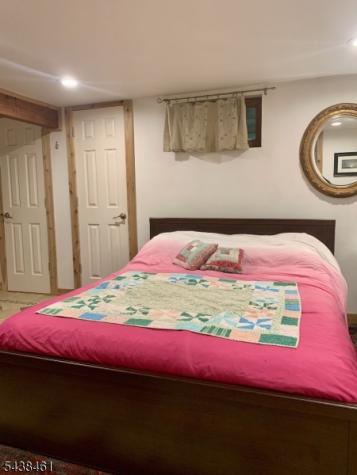 4 Pine Tree Lane Chester NJ 07930