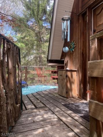 4 Pine Tree Lane Chester NJ 07930