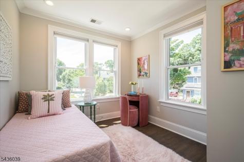 51 Gray Street Montclair NJ 07042