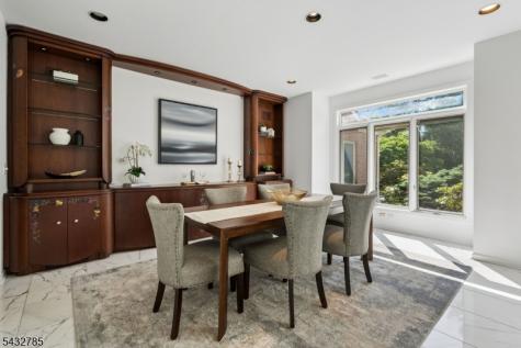 23 Hadrian Drive Livingston NJ 07039