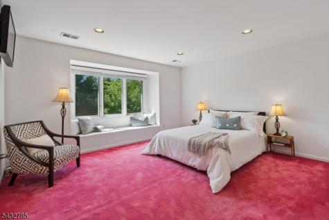 23 Hadrian Drive Livingston NJ 07039