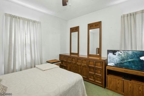 430 Myrtle Avenue Roselle Park NJ 07204