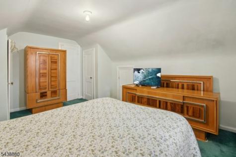 430 Myrtle Avenue Roselle Park NJ 07204