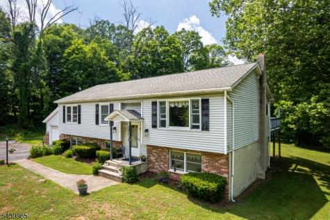 15 Hoagland Road Blairstown NJ 07825