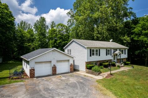 15 Hoagland Road Blairstown NJ 07825