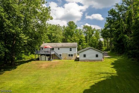 15 Hoagland Road Blairstown NJ 07825