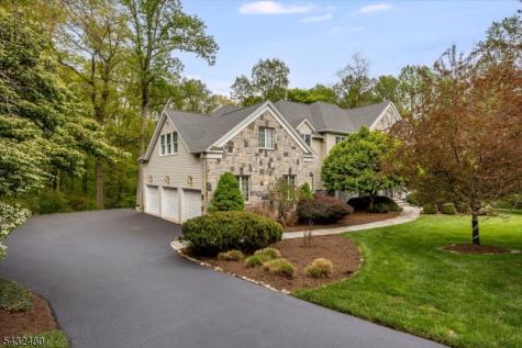 9 Edgewood Terrace Randolph NJ 07869