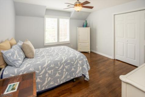 9 Edgewood Terrace Randolph NJ 07869