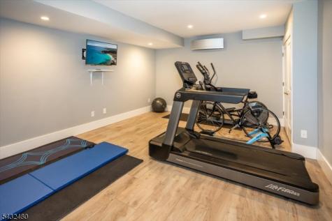 9 Edgewood Terrace Randolph NJ 07869