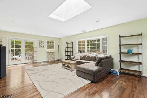 751 Peters Lane Bridgewater NJ 08836