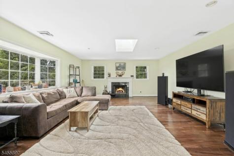 751 Peters Lane Bridgewater NJ 08836