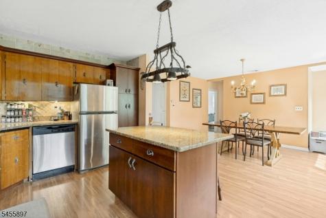 751 Peters Lane Bridgewater NJ 08836