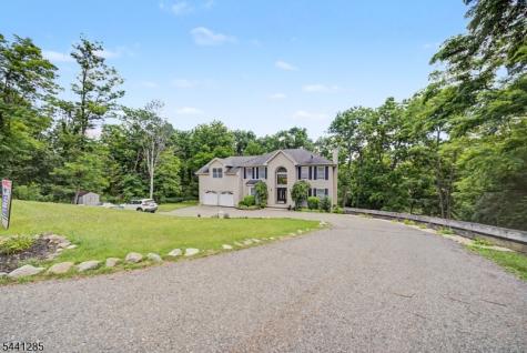 5 Worthington Road Knowlton NJ 07832